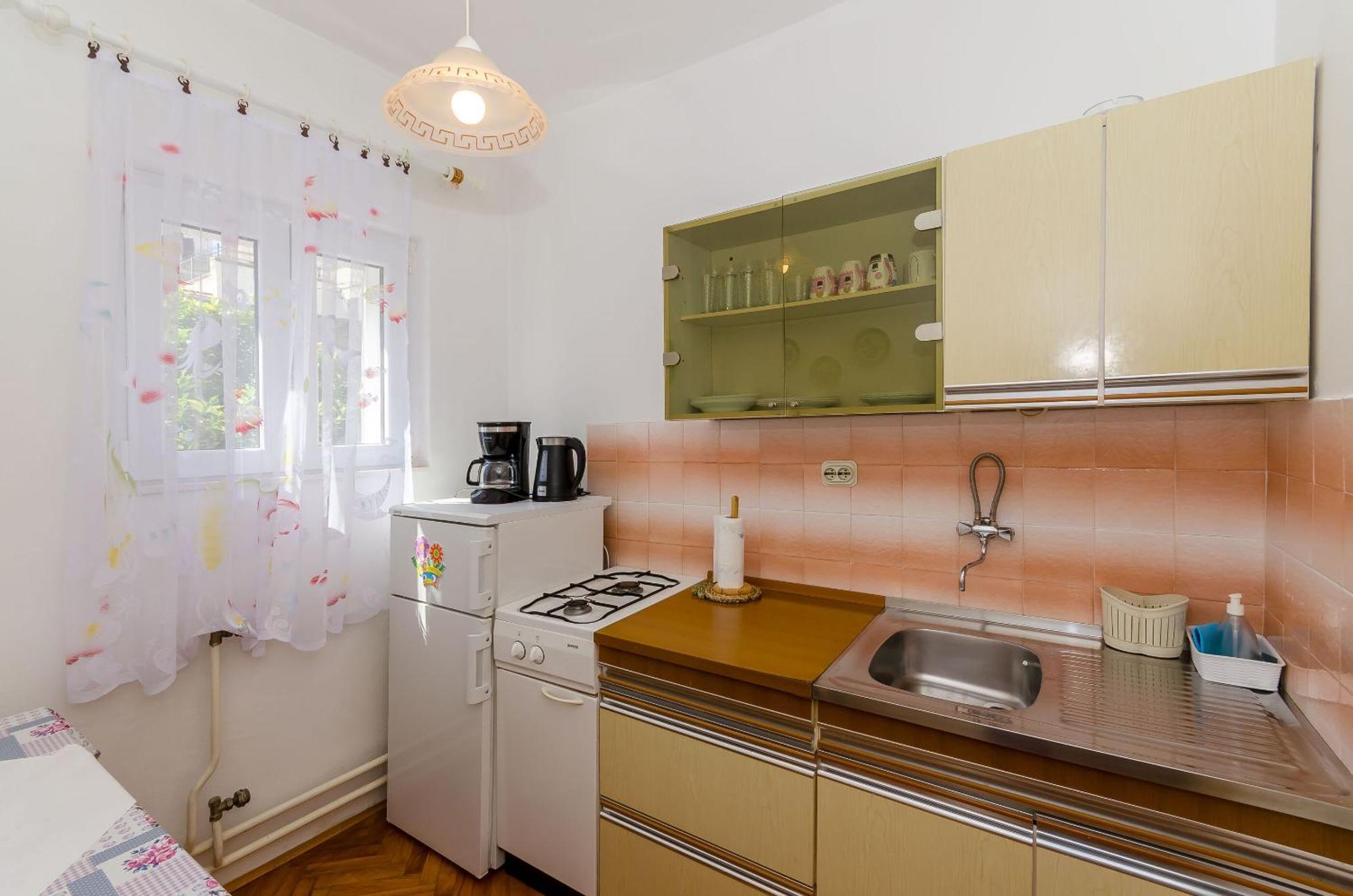 Apartments Jakov Jelsa  Buitenkant foto
