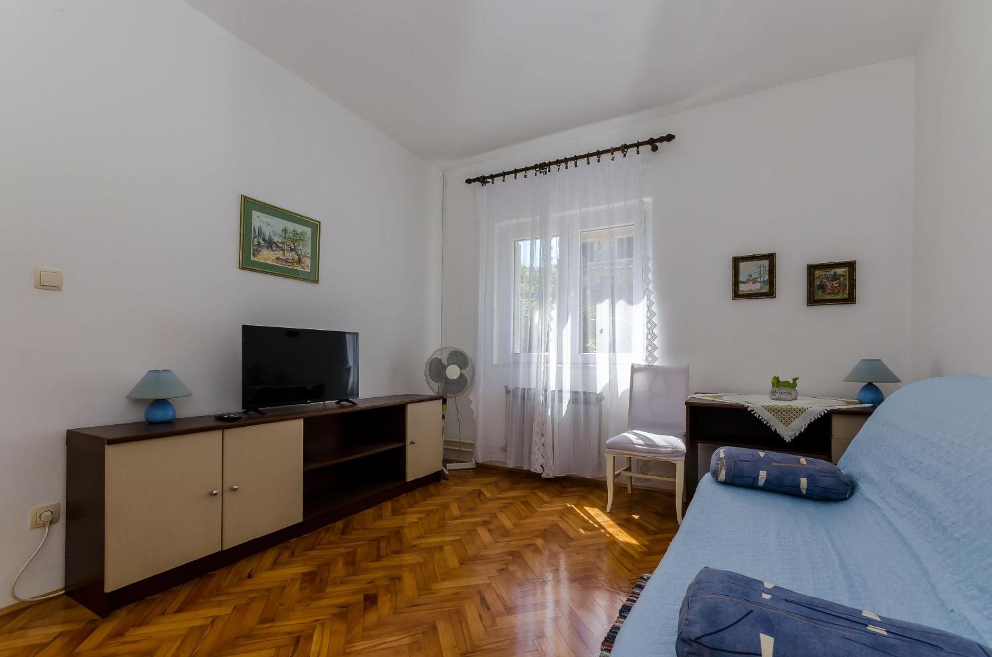 Apartments Jakov Jelsa  Buitenkant foto