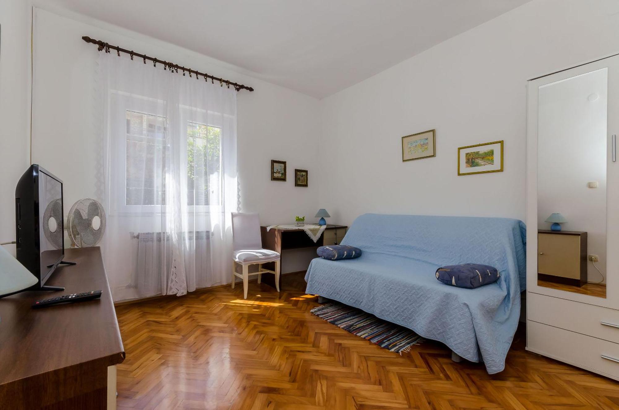 Apartments Jakov Jelsa  Buitenkant foto